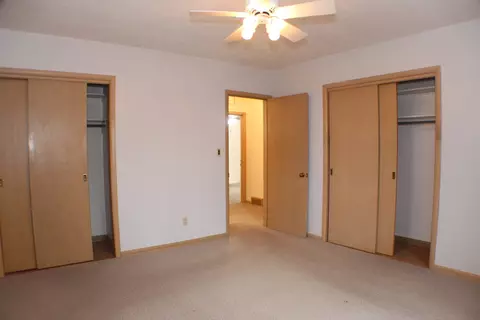 Bedroom - 3210 15th Street A, Moline, IL 61265 photo 4 of 9