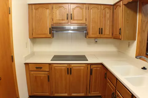 Kitchen - 3210 15th Street A, Moline, IL 61265 photo 4 of 5