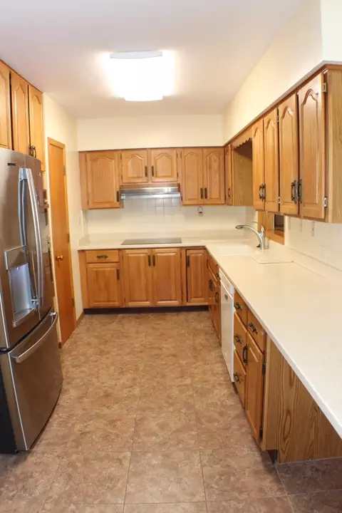 Kitchen - 3210 15th Street A, Moline, IL 61265 photo 1 of 5