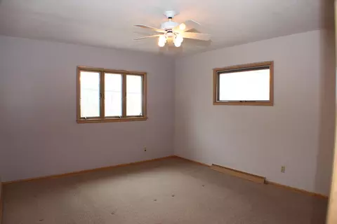 Bedroom - 3210 15th Street A, Moline, IL 61265 photo 3 of 9