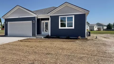 Exterior - 1511 6th St, Harvard, IL 60033 photo 4 of 6