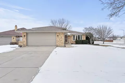 16647 Tower Ct, Tinley Park, IL 60477