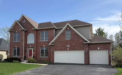 1098 Cleveland Ave, Batavia, IL 60510