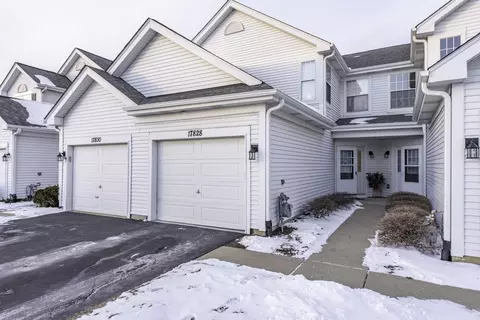 17828 W Salisbury Dr, Gurnee, IL 60031