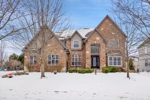 1358 Karen Dr, West Dundee, IL 60118