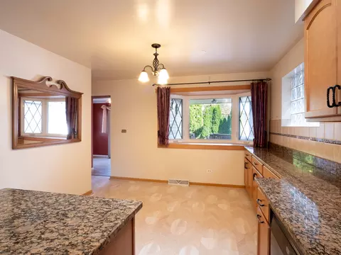 Kitchen - 4841 N Rutherford Ave, Chicago, IL 60656 photo 3 of 3