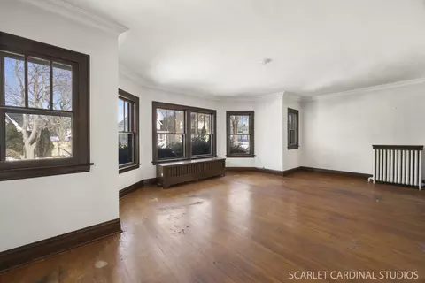 Living - 6508 Sinclair Ave, Berwyn, IL 60402 photo 1 of 2