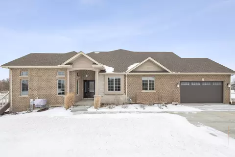 9175 Holland Harbor Cir, Frankfort, IL 60423