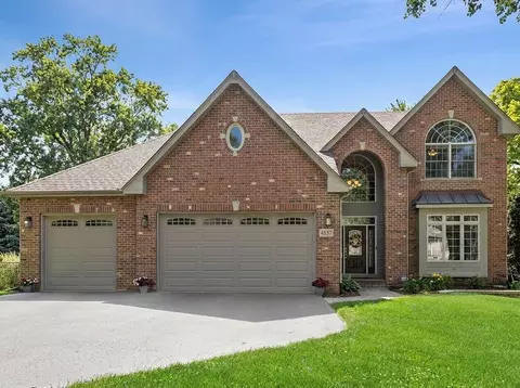 4632 Pershing Ave, Downers Grove, IL 60515