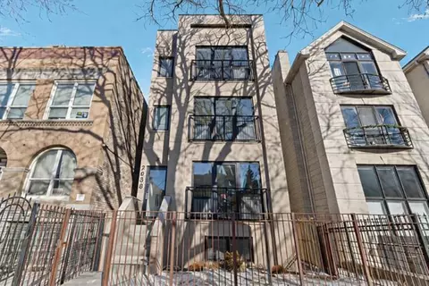 2636 W Evergreen Ave #2, Chicago, IL 60622