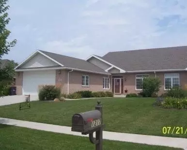 1229 Heritage Dr, Morris, IL 60450