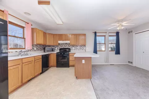 Kitchen - 1321 Beacon Hill Ct, Normal, IL 61761 photo 1 of 4