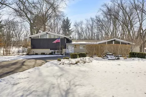 4141 204th St, Matteson, IL 60443