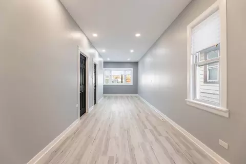 Entry Way - 2623 E 109th St, Chicago, IL 60617 photo 4 of 6