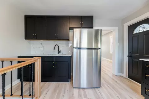 Entry Way - 2623 E 109th St, Chicago, IL 60617 photo 5 of 6