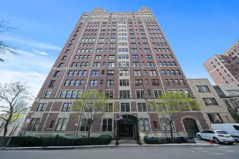 1120 N Lake Shore Dr #18CD, Chicago, IL 60611