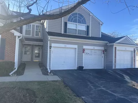 12 Truman Ct #B, Streamwood, IL 60107