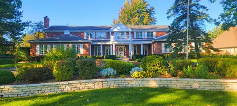 23 Deer Path Trl, Burr Ridge, IL 60527