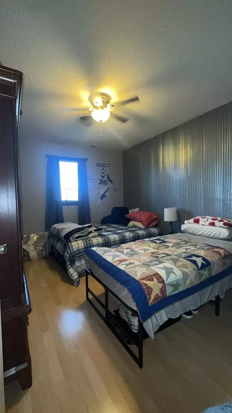 Bedroom - 402 E Belleville Ave, Christopher, IL 62822 photo 5 of 7