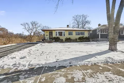 5611 Washington St, Downers Grove, IL 60516