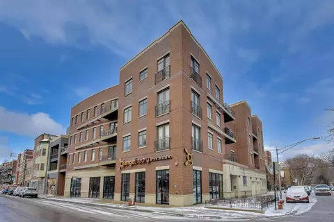 1600 N Marshfield Ave #403, Chicago, IL 60622