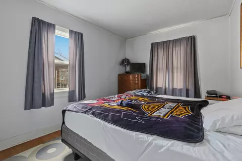 Bedroom - 1917 33rd St, Moline, IL 61265 photo 1 of 5