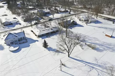 View/Area - 2026 E Maple St, Crete, IL 60417 photo 3 of 4