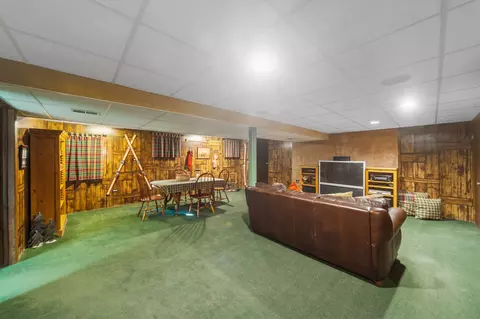 Other - 706 Cherry Ct, Itasca, IL 60143 photo 5 of 10