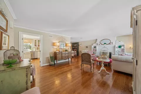 Other - 706 Cherry Ct, Itasca, IL 60143 photo 2 of 10