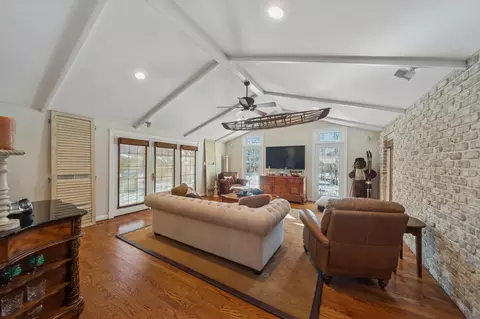 Living - 706 Cherry Ct, Itasca, IL 60143 photo 3 of 5
