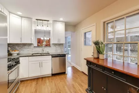 Kitchen - 421 Berry Dr, Naperville, IL 60540 photo 1 of 3