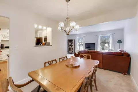 Dining - 421 Berry Dr, Naperville, IL 60540 photo 3 of 3