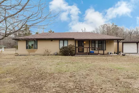 17928 Route 37, West Frankfort, IL 62896