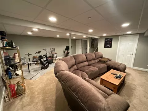 Other - Undisclosed, Hoffman Estates, IL 60192 photo 7 of 7