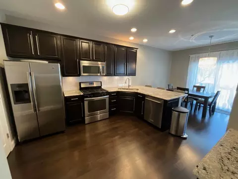 Kitchen - Undisclosed, Hoffman Estates, IL 60192 photo 1 of 3
