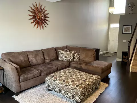 Living - Undisclosed, Hoffman Estates, IL 60192 photo 2 of 3