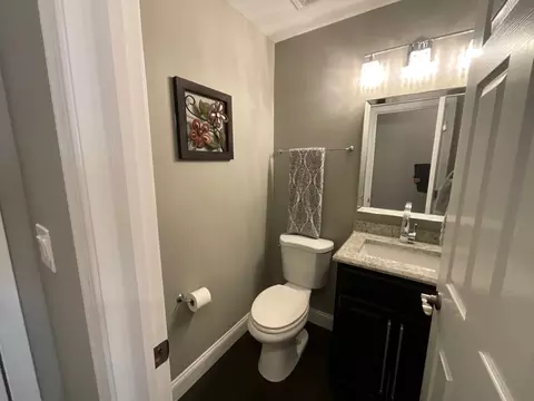 Bath - Undisclosed, Hoffman Estates, IL 60192 photo 1 of 5