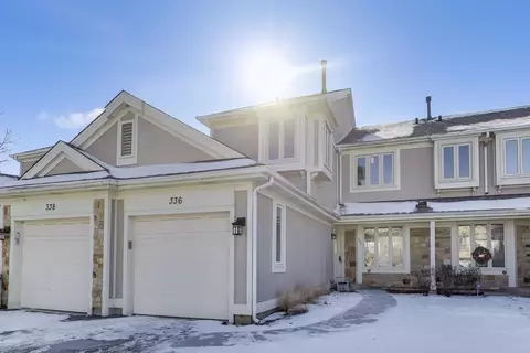336 Redwing Dr, Deerfield, IL 60015