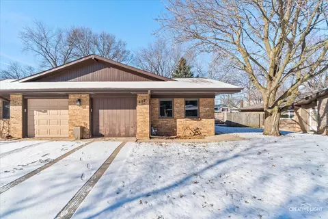 407 S Jackson St, Batavia, IL 60510
