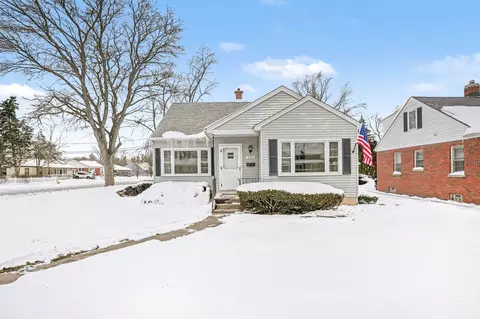 347 Cass St, Crete, IL 60417