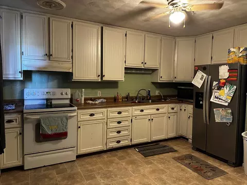1502 S Pine St, Centralia, IL 62801 photo 9