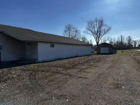 1502 S Pine St, Centralia, IL 62801 photo 22