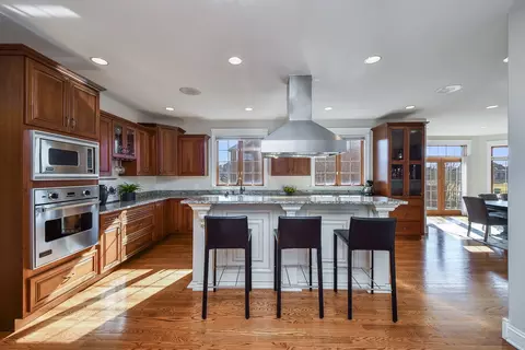 Kitchen - 16109 Gamay Dr, Plainfield, IL 60586 photo 1 of 6