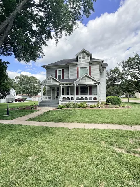340 S Main St, Sheffield, IL 61361