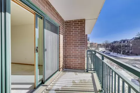 Exterior - 770 Pearson St #2-207, Des Plaines, IL 60016 photo 2 of 6