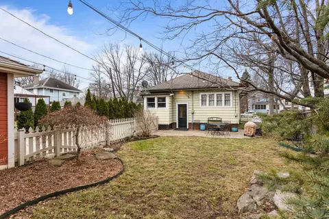 Exterior - 306 N Edwin St, Champaign, IL 61821 photo 9 of 11