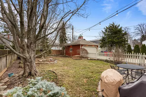 Exterior - 306 N Edwin St, Champaign, IL 61821 photo 11 of 11