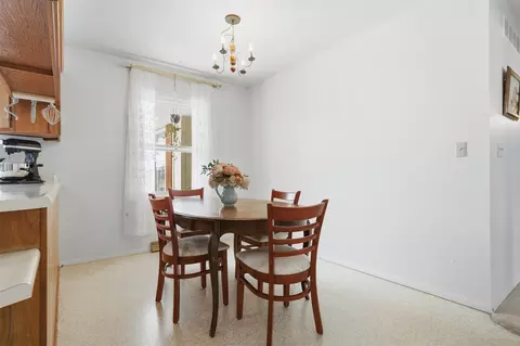 Dining - 404 Grandview Dr, Normal, IL 61761 photo 2 of 2