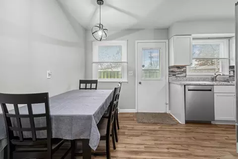 Dining - 4315 26th Ave, Moline, IL 61265 photo 1 of 2