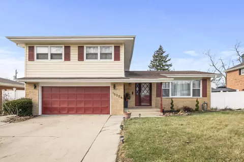 15206 S Ingleside St, South Holland, IL 60473